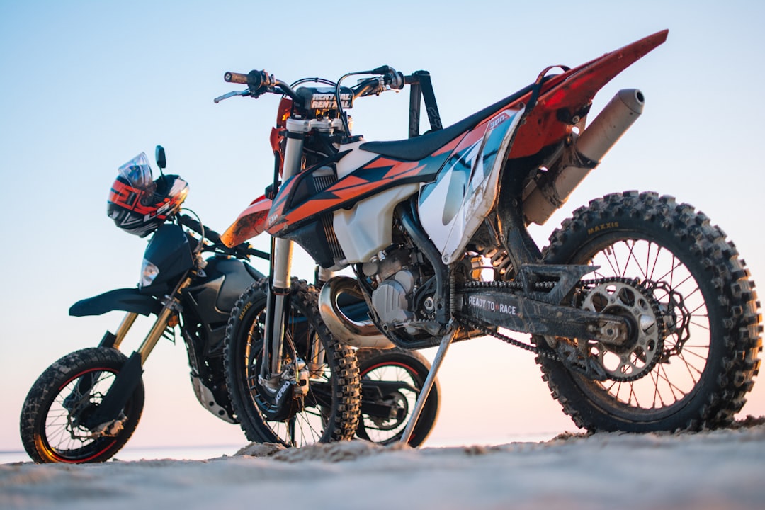 Photo Motorcycle goggles: 1 Goggles 2 Motorcycle